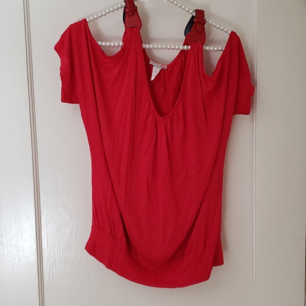Cold Shoulder Tee